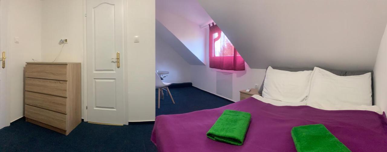 Thomas Panzio Bed & Breakfast บาลาตอนฟือเรด ภายนอก รูปภาพ