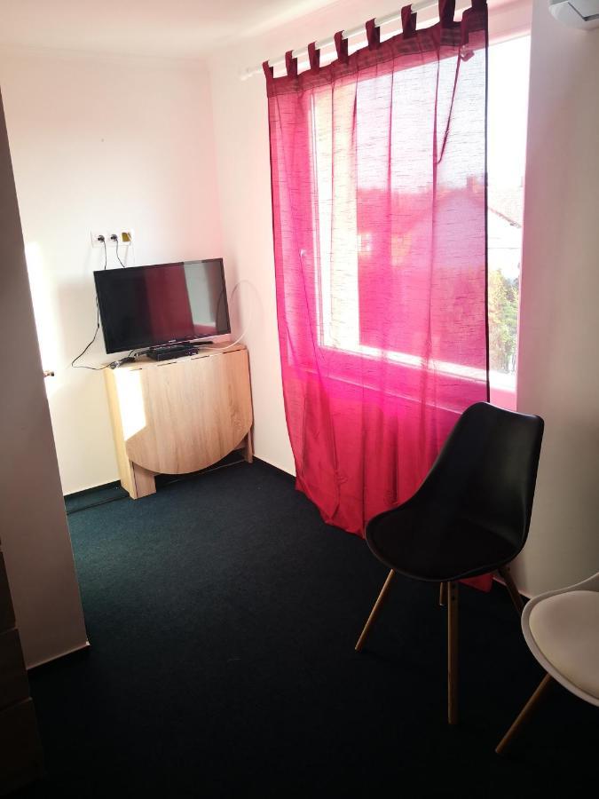 Thomas Panzio Bed & Breakfast บาลาตอนฟือเรด ภายนอก รูปภาพ